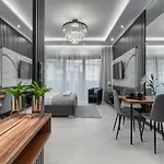 Margi Tokyo Lux Balcony Pool Sauna Daire