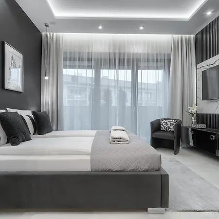 Margi Tokyo Lux Balcony Pool Sauna